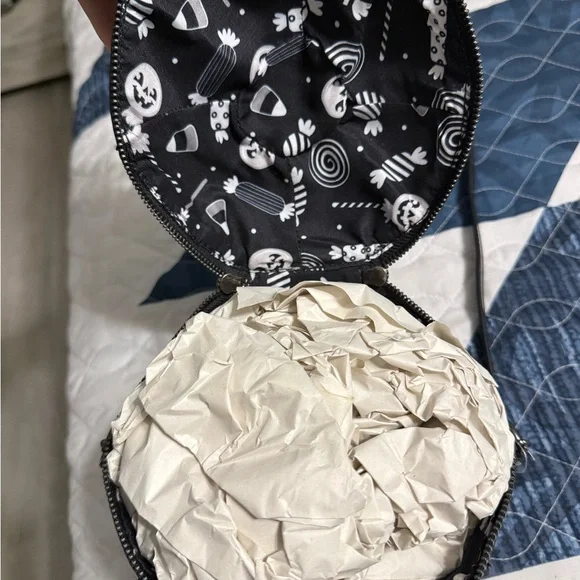 MAD Engine Black and White Pumpkin Crossbody Bag - Picture 6 of 12